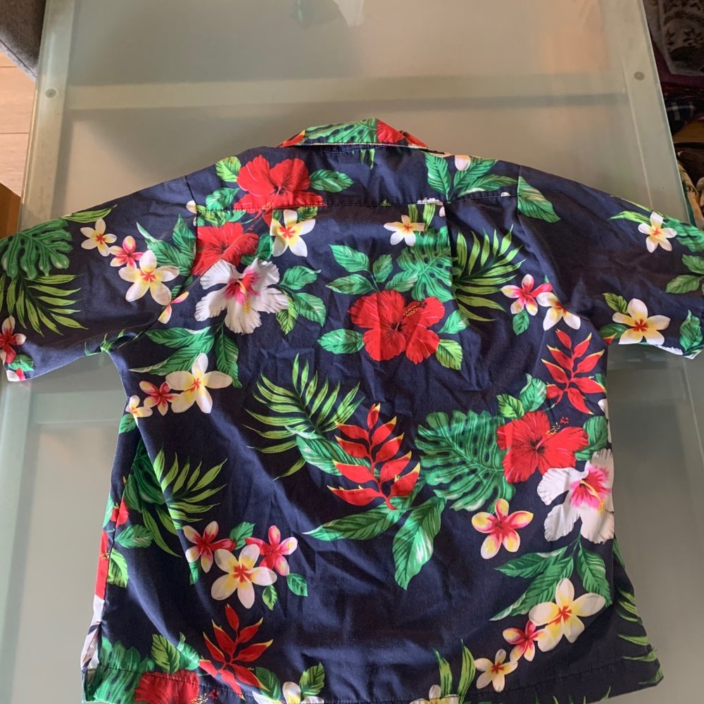 Tee - Picture 2 of 3